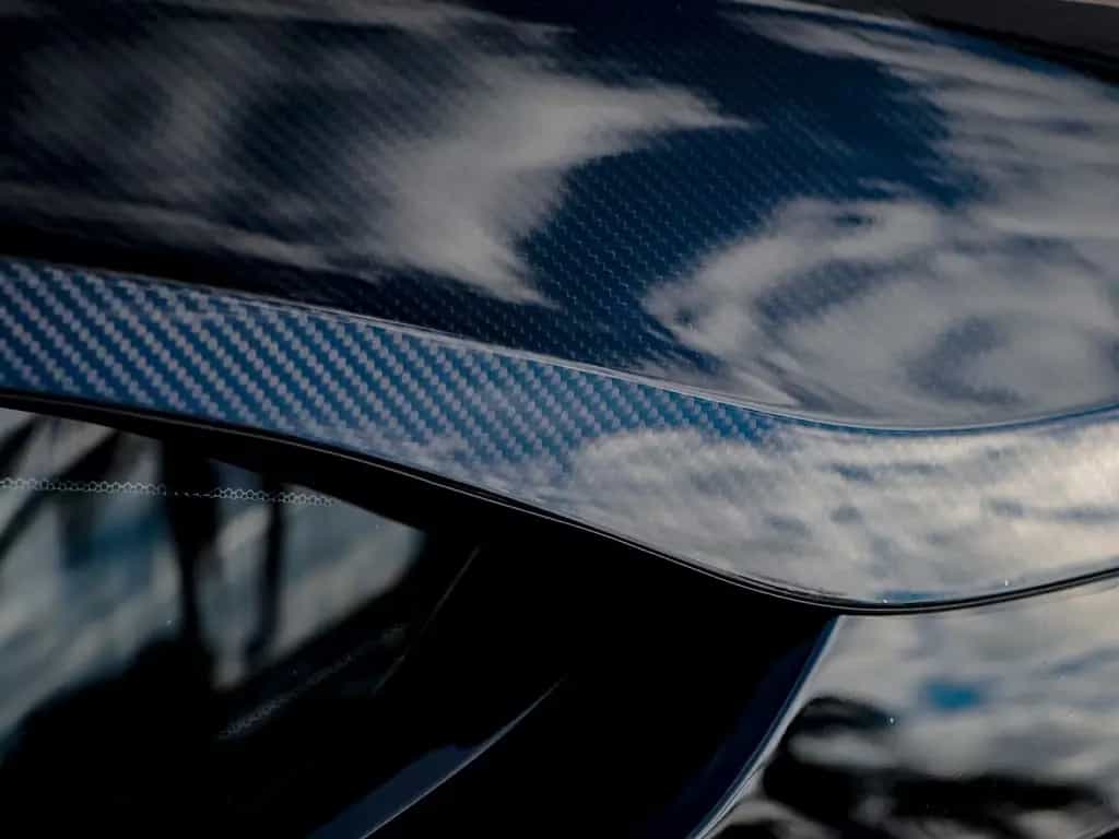 Aston Martin DBS 5.2 V12 770 Ultimate 04/2024-photo-11