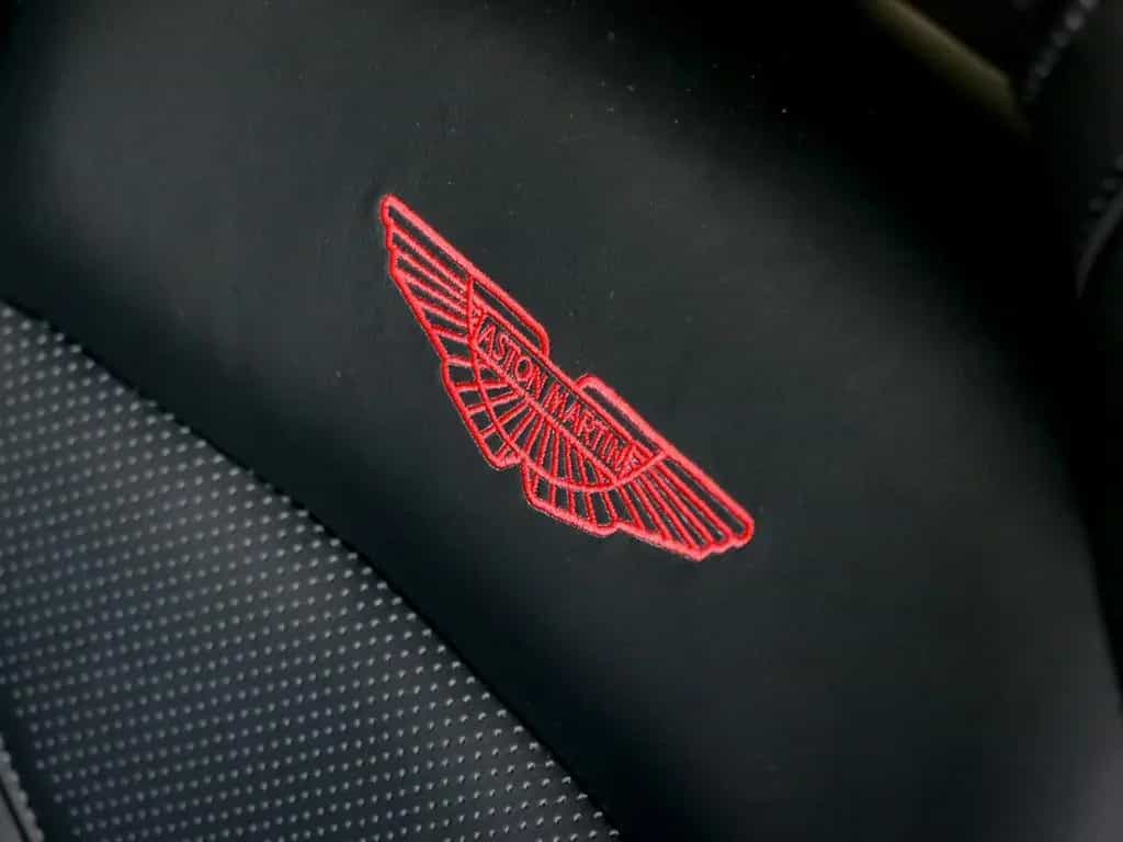 Aston Martin DBS 5.2 V12 770 Ultimate 04/2024-photo-38