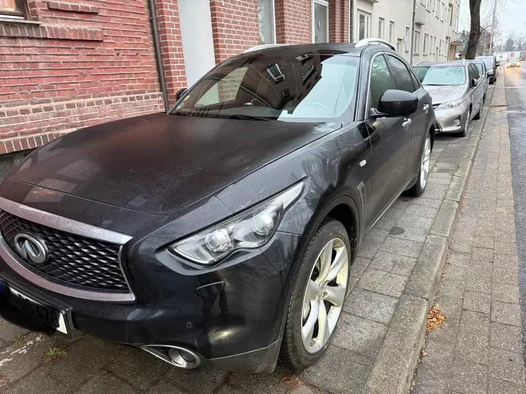 Infiniti QX70 3.7 S Premium S Premium mit LPG 10/2017-photo-0