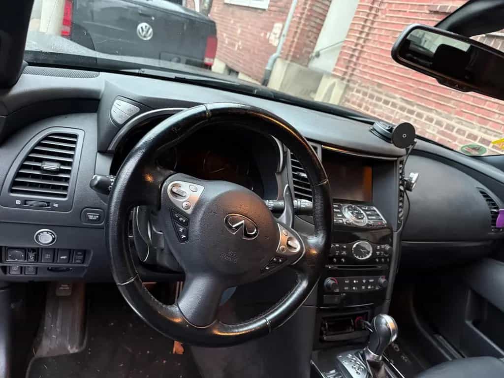 Infiniti QX70 3.7 S Premium S Premium mit LPG 10/2017-photo-7