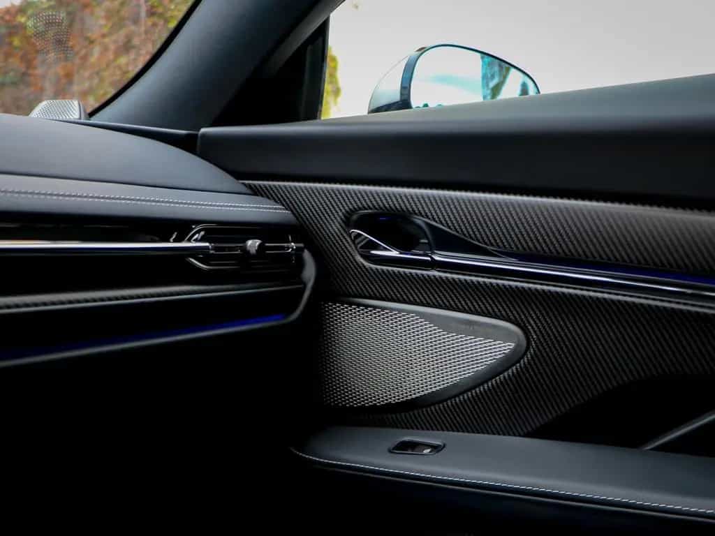 Aston Martin DB12 4.0 V8 05/2024-photo-33