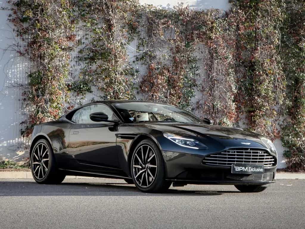 Aston Martin DB11 5.2 V12 AMR 01/2017-photo-2