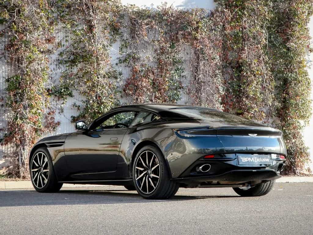 Aston Martin DB11 5.2 V12 AMR 01/2017-photo-6