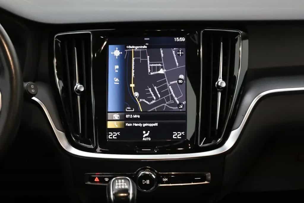 Volvo V60 D3, Navi,LED,PDC v.h.,Carplay,ACC 11/2019-photo-16
