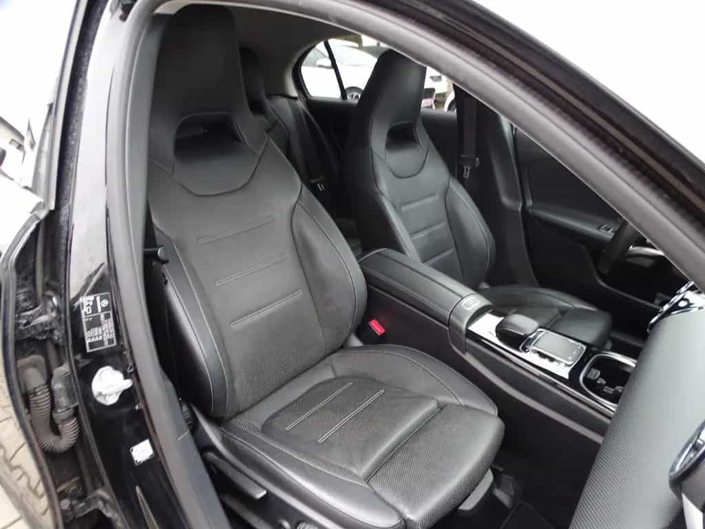 Mercedes-Benz A-Class 200 AMG Line, Standheizung, Leder, Rückfahrkam 11/2018-photo-11