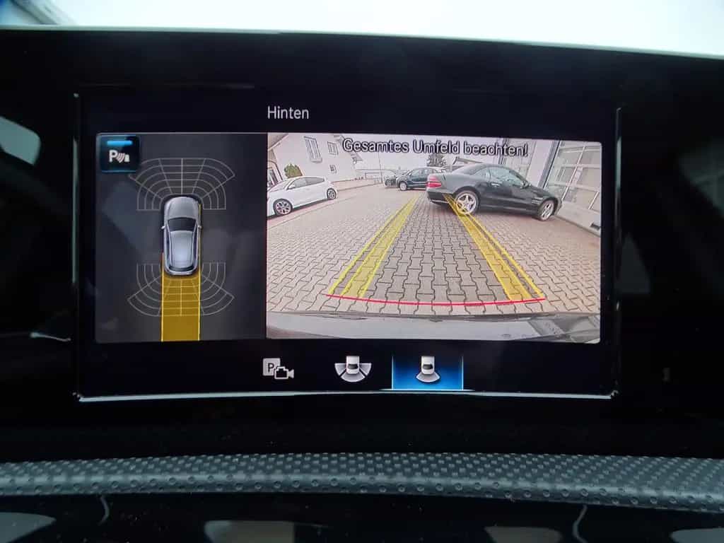 Mercedes-Benz A-Class 200 AMG Line, Standheizung, Leder, Rückfahrkam 11/2018-photo-16