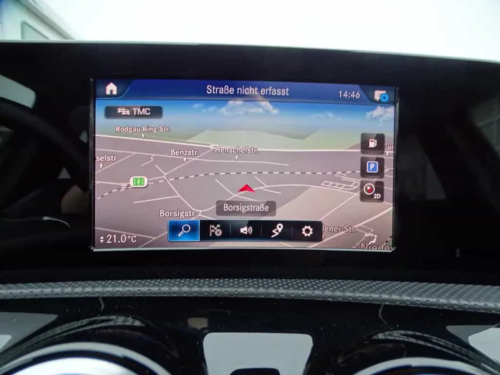 Mercedes-Benz A-Class 200 AMG Line, Standheizung, Leder, Rückfahrkam 11/2018-photo-17