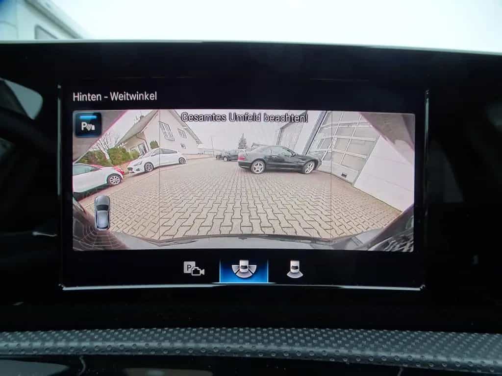 Mercedes-Benz A-Class 200 AMG Line, Standheizung, Leder, Rückfahrkam 11/2018-photo-18
