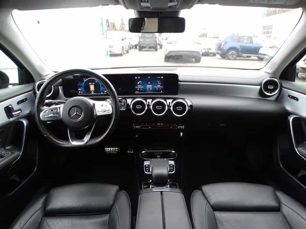 Mercedes-Benz A-Class 200 AMG Line, Standheizung, Leder, Rückfahrkam 11/2018-photo-9