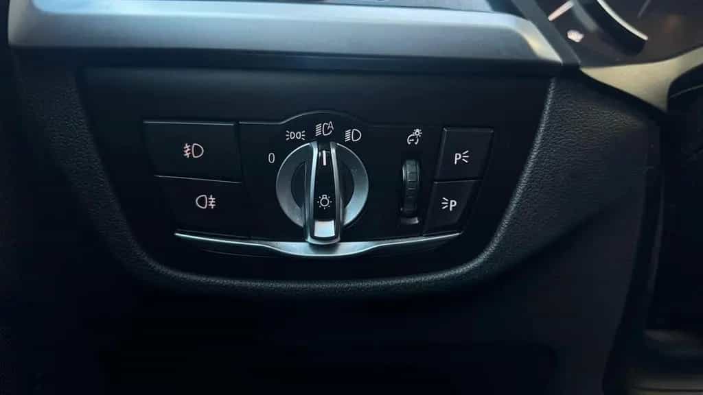 BMW X3 AUTOMATIK/LED/AHK/GARANTIE 07/2018-photo-19