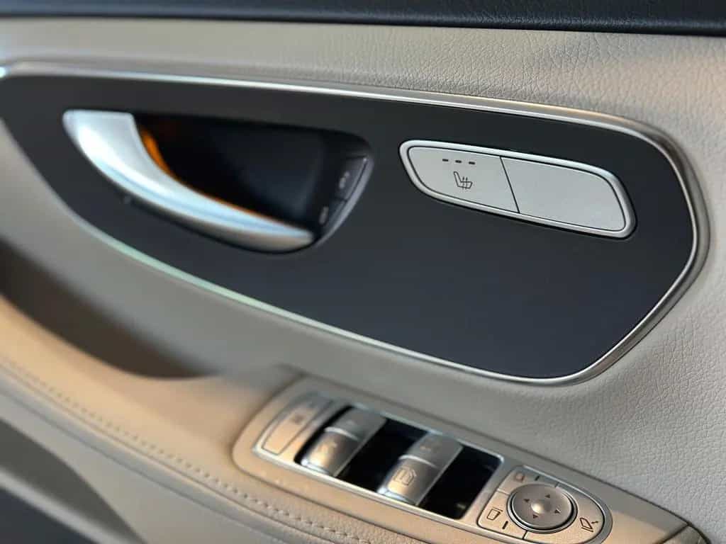 Mercedes-Benz V-Class 300 d 4MATIC Marco Polo AMG lang *Küche,AHK* 03/2021-photo-18