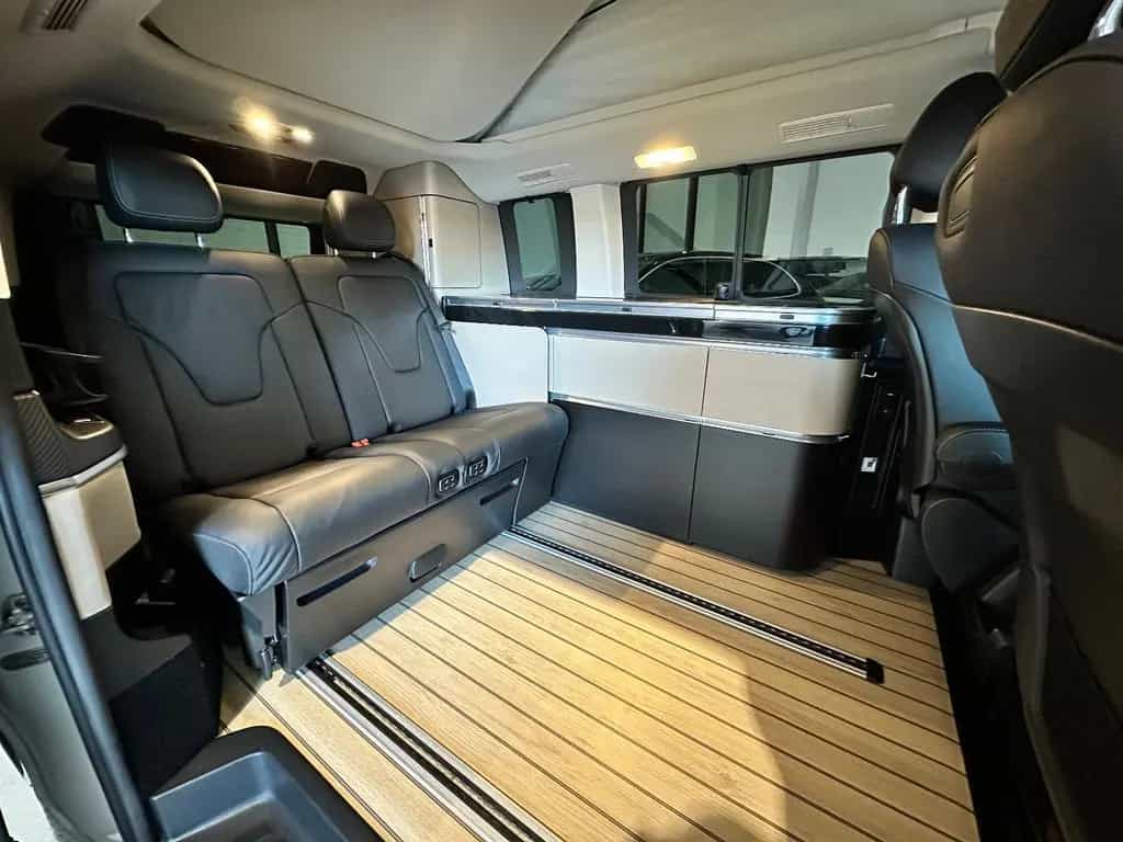 Mercedes-Benz V-Class 300 d 4MATIC Marco Polo AMG lang *Küche,AHK* 03/2021-photo-22