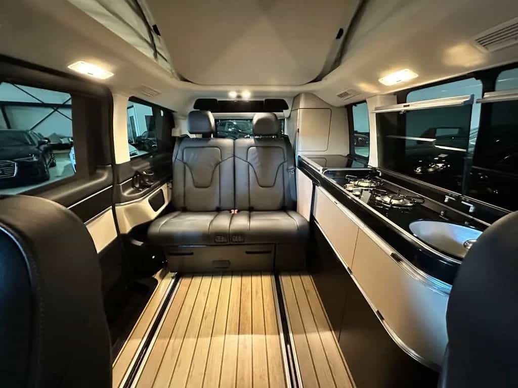 Mercedes-Benz V-Class 300 d 4MATIC Marco Polo AMG lang *Küche,AHK* 03/2021-photo-28