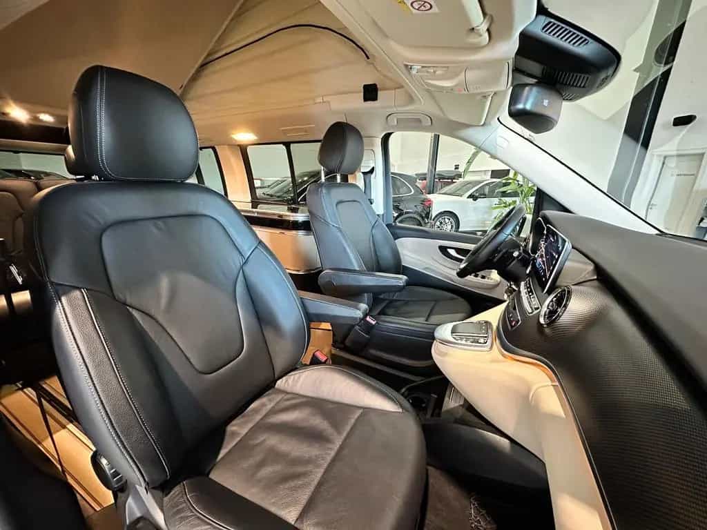 Mercedes-Benz V-Class 300 d 4MATIC Marco Polo AMG lang *Küche,AHK* 03/2021-photo-35