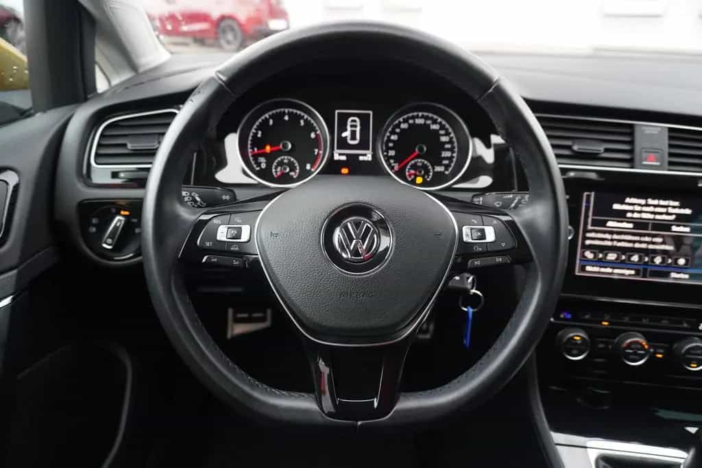 Volkswagen Golf VII 1.4 TSI Sound Navi ACC App-Connect PDC 11/2017-photo-11