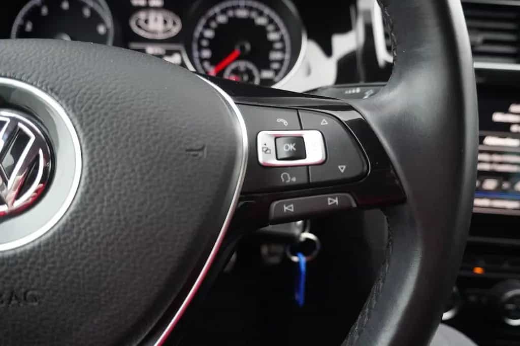Volkswagen Golf VII 1.4 TSI Sound Navi ACC App-Connect PDC 11/2017-photo-14