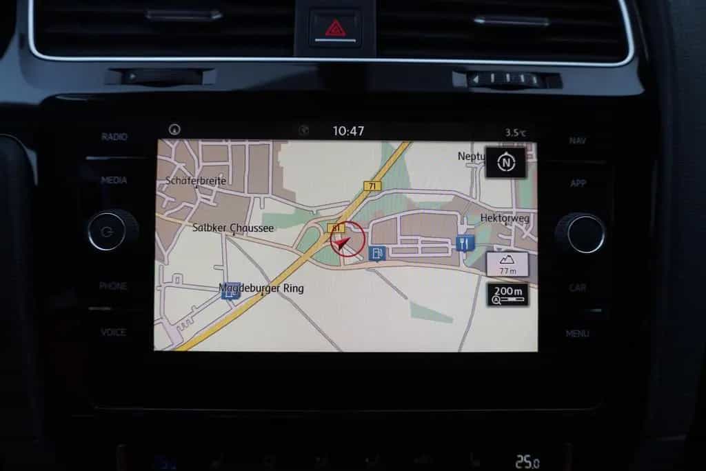 Volkswagen Golf VII 1.4 TSI Sound Navi ACC App-Connect PDC 11/2017-photo-21