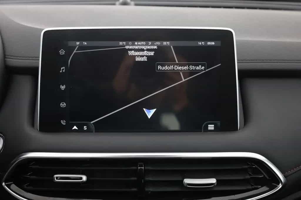 MG HS 1.5 T-GDI Luxury Aut. LED ACC Pano Navi 03/2024-photo-10
