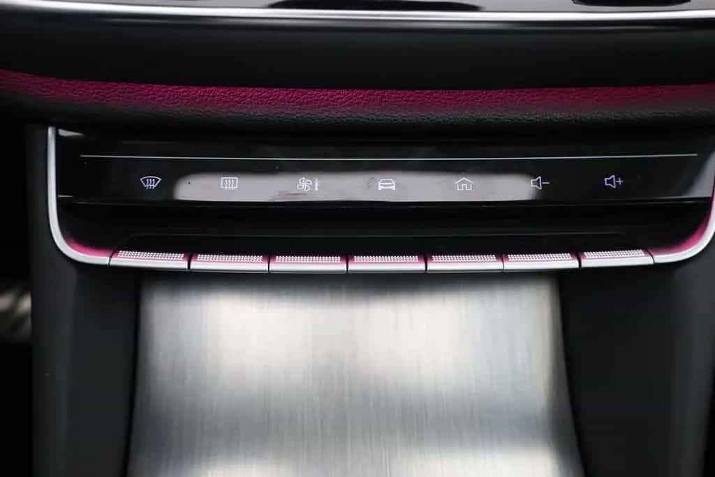 MG HS 1.5 T-GDI Luxury Aut. LED ACC Pano Navi 03/2024-photo-11