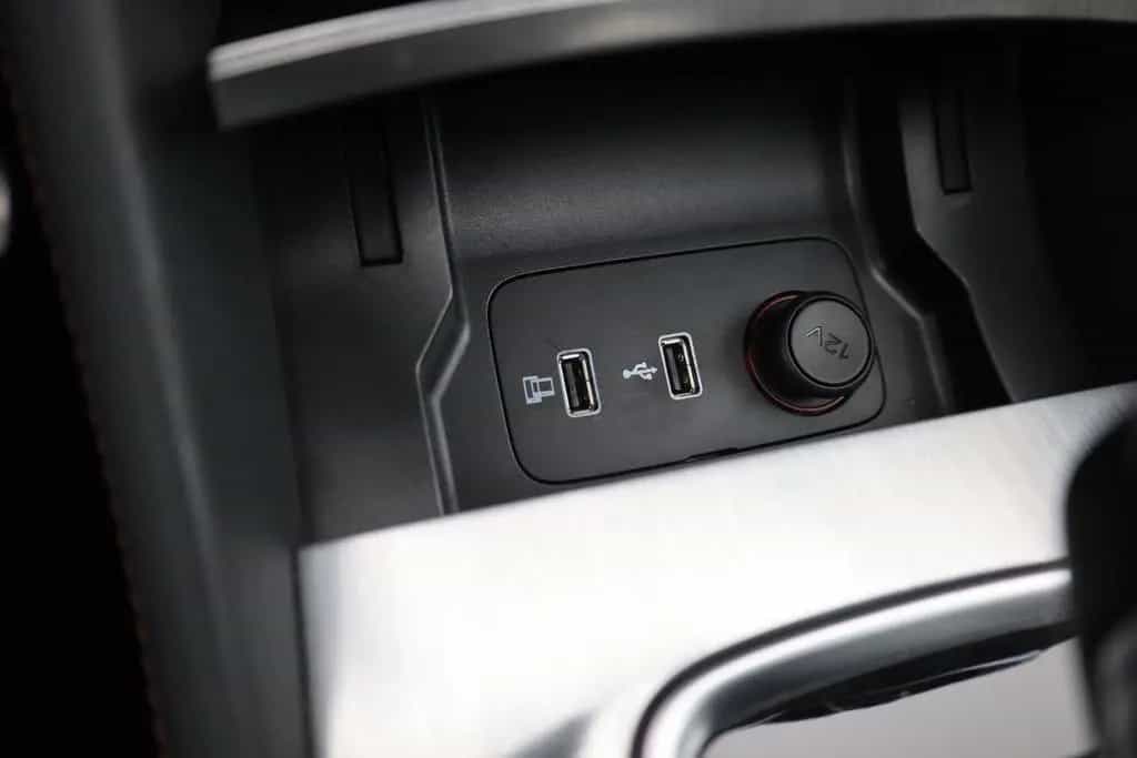 MG HS 1.5 T-GDI Luxury Aut. LED ACC Pano Navi 03/2024-photo-12