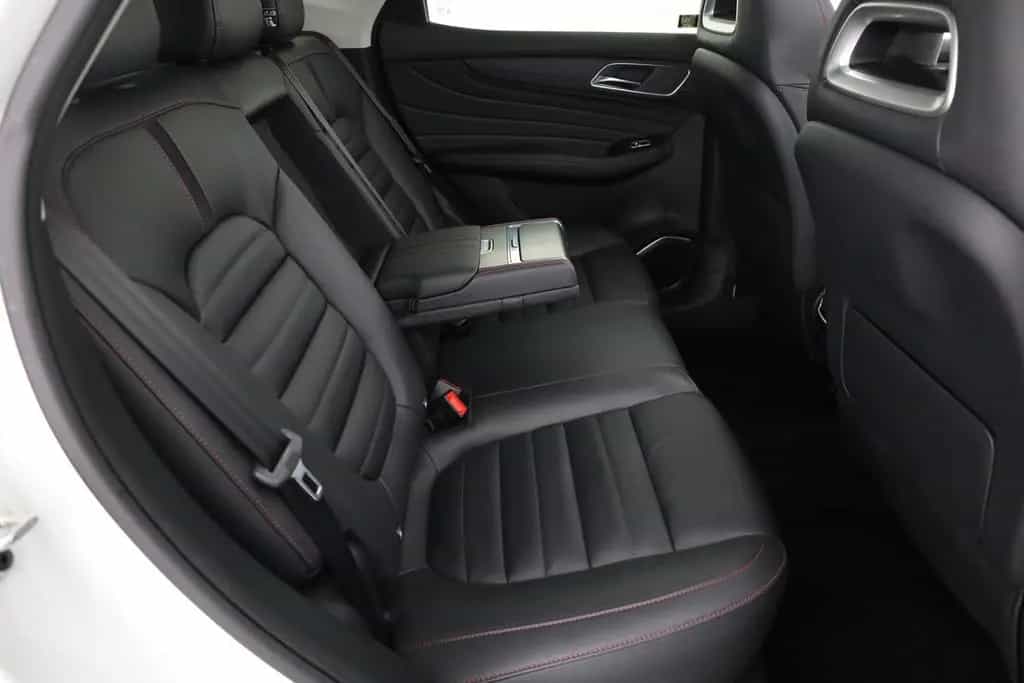 MG HS 1.5 T-GDI Luxury Aut. LED ACC Pano Navi 03/2024-photo-25