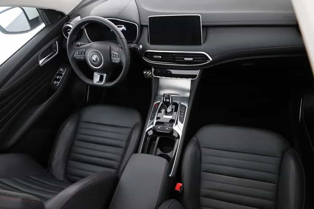 MG HS 1.5 T-GDI Luxury Aut. LED ACC Pano Navi 03/2024-photo-29