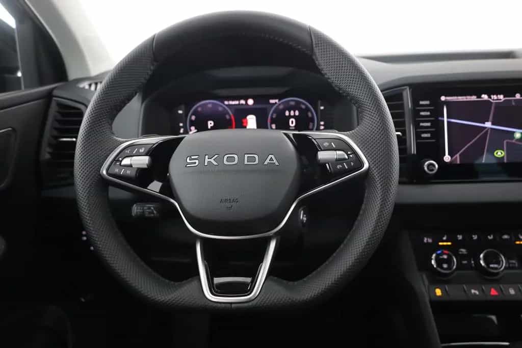 Skoda Karoq 1.5 TSI DSG LED ACC Navi Kamera AHK 10/2025-photo-12