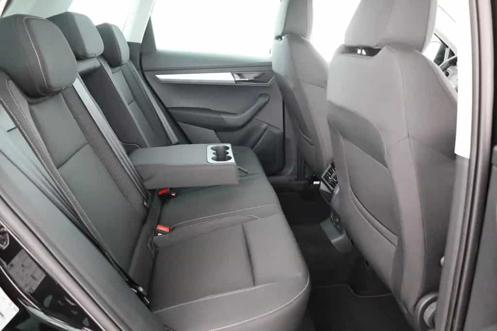 Skoda Karoq 1.5 TSI DSG LED ACC Navi Kamera AHK 10/2025-photo-22