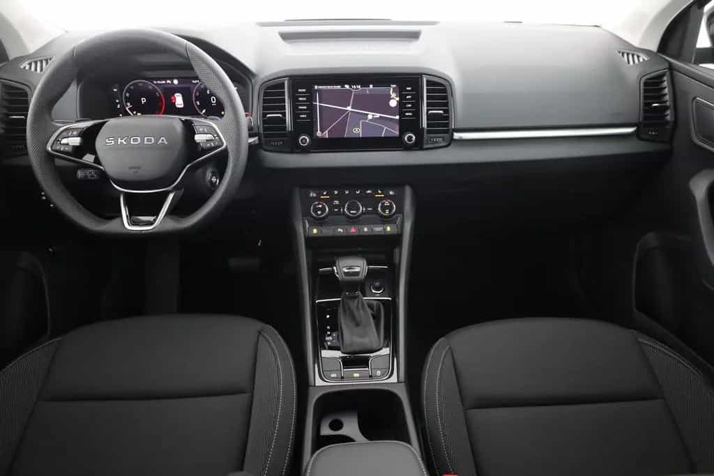 Skoda Karoq 1.5 TSI DSG LED ACC Navi Kamera AHK 10/2025-photo-6