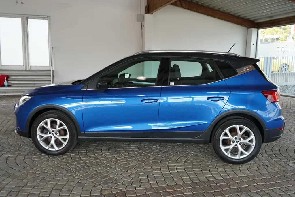 Seat Arona 1.0 TSI FR LED Klimaaut. Navi ACC Kamera 07/2022-photo-2