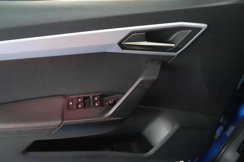Seat Arona 1.0 TSI FR LED Klimaaut. Navi ACC Kamera 07/2022-photo-32
