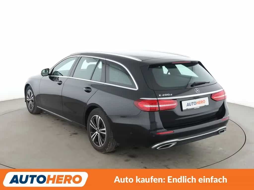 Mercedes-Benz E-Class d T Avantgarde Aut. *LED*TEMPO*SHZ*NAVI* 09/2020-photo-3