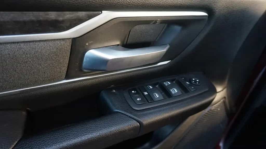Dodge RAM 1500 HEMI V8eTorque*Crew-Cab*hoch-breit*AHK* 07/2023-photo-15