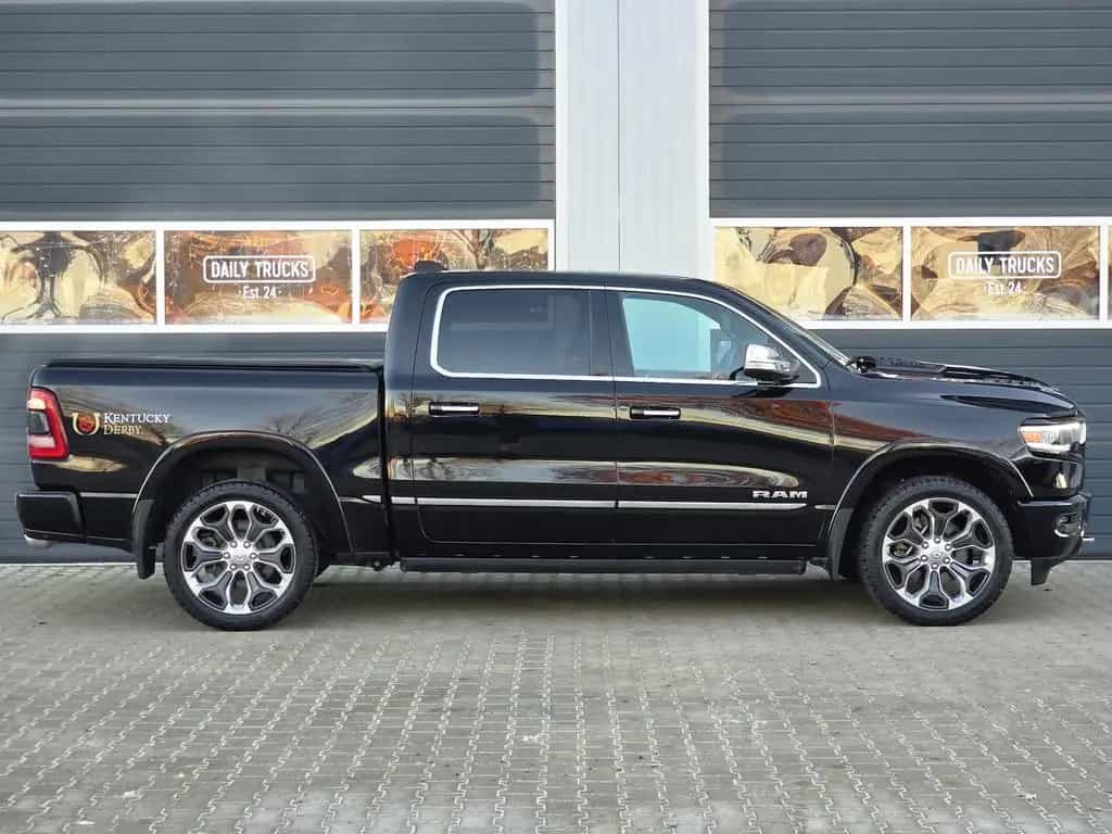 Dodge RAM 1500 5.7 4x4 Limited LED ACC H&K Pano Luftf. 07/2018-photo-14