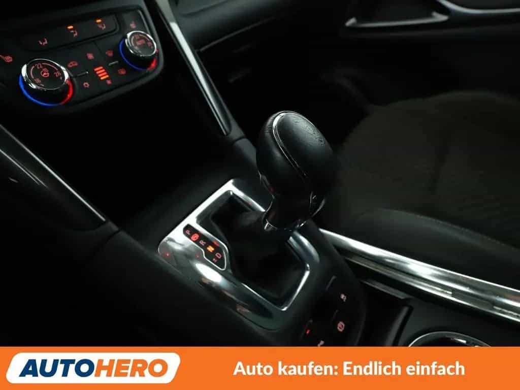 Opel Zafira Tourer 1.4 Turbo Innovation Aut.*NAVI* 03/2016-photo-24