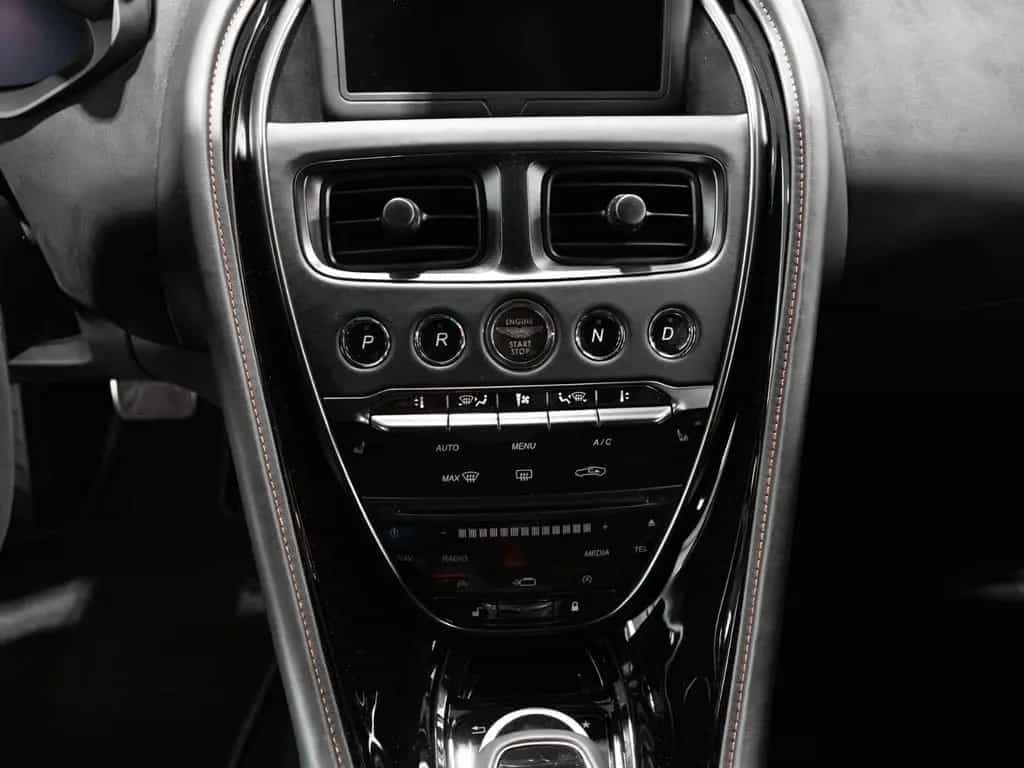 Aston Martin DBS 770 Ultimate | Exterior Carbon | 360 Camera 08/2024-photo-24