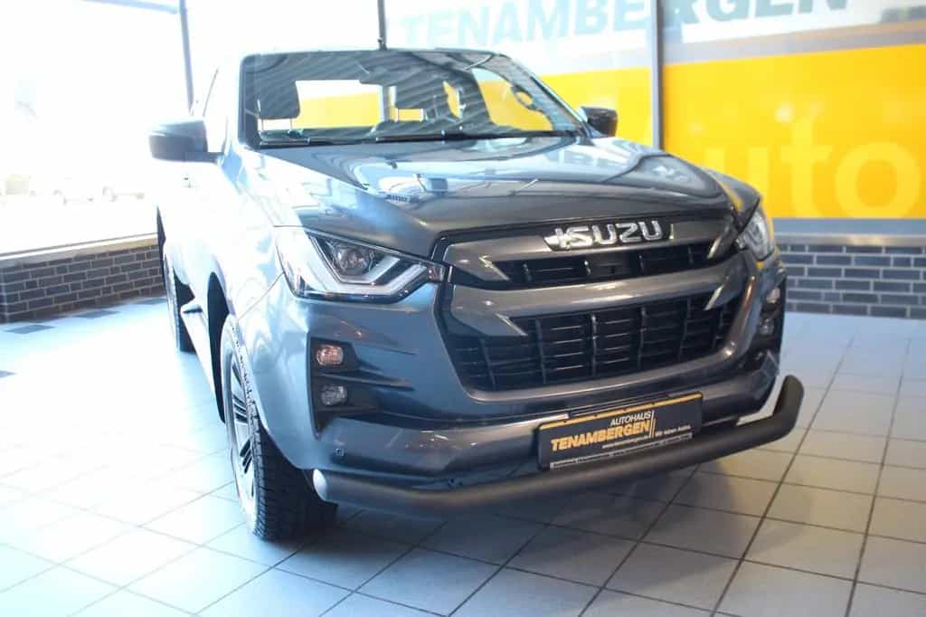 Isuzu D-Max Space Cab 4WD LSE AHK 3500KG 08/2022-photo-1