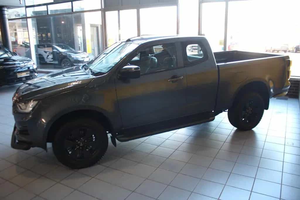 Isuzu D-Max Space Cab 4WD LSE AHK 3500KG 08/2022-photo-4