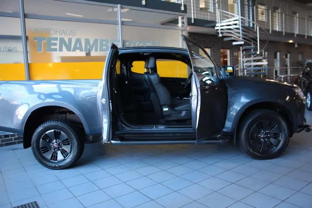 Isuzu D-Max Space Cab 4WD LSE AHK 3500KG 08/2022-photo-7