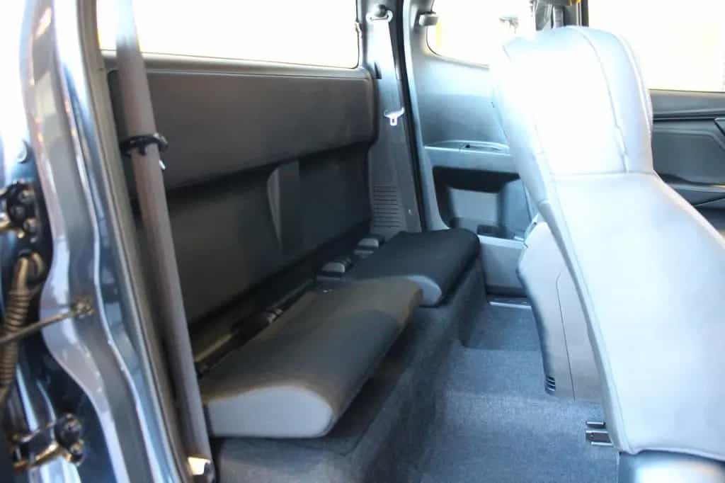 Isuzu D-Max Space Cab 4WD LSE AHK 3500KG 08/2022-photo-9