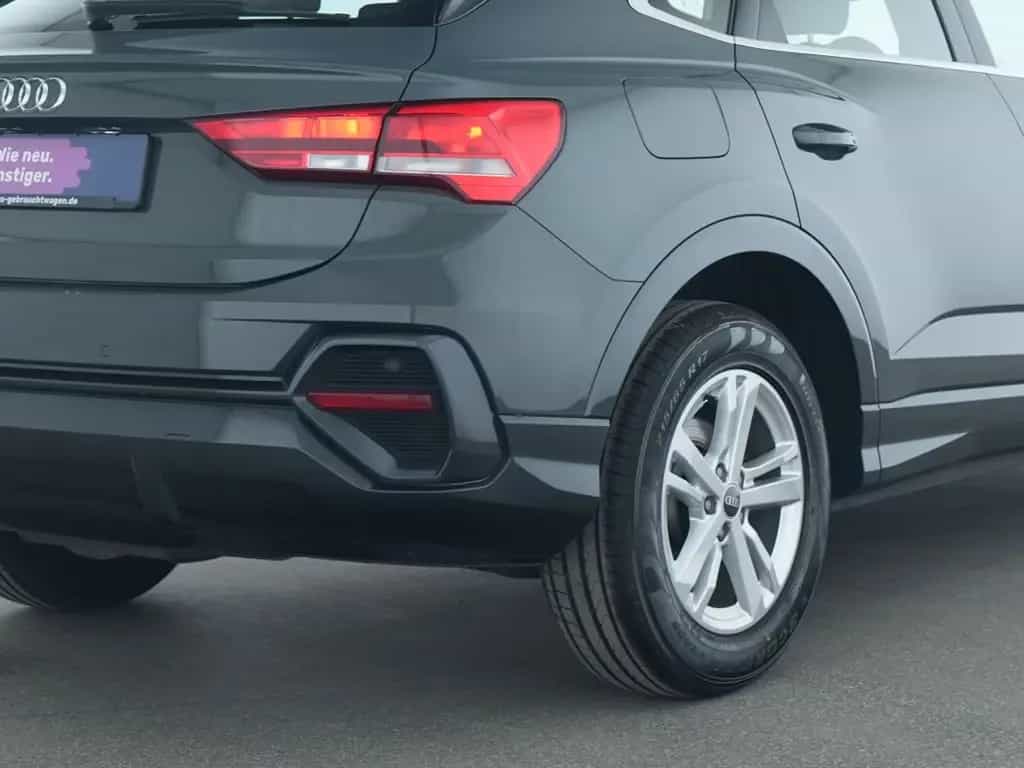 Audi Q3 Sportback LED|Navi|Schiebedach|Einparkhilfe 09/2021-photo-14