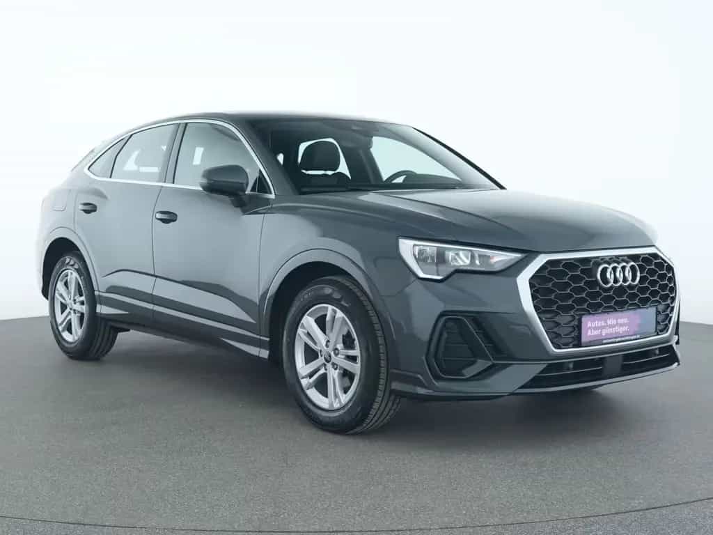 Audi Q3 Sportback LED|Navi|Schiebedach|Einparkhilfe 09/2021-photo-4