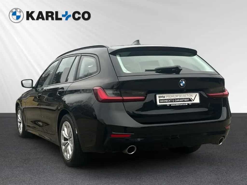 BMW 320 d xDrive touring Panorama AHK LC Prof 03/2022-photo-2