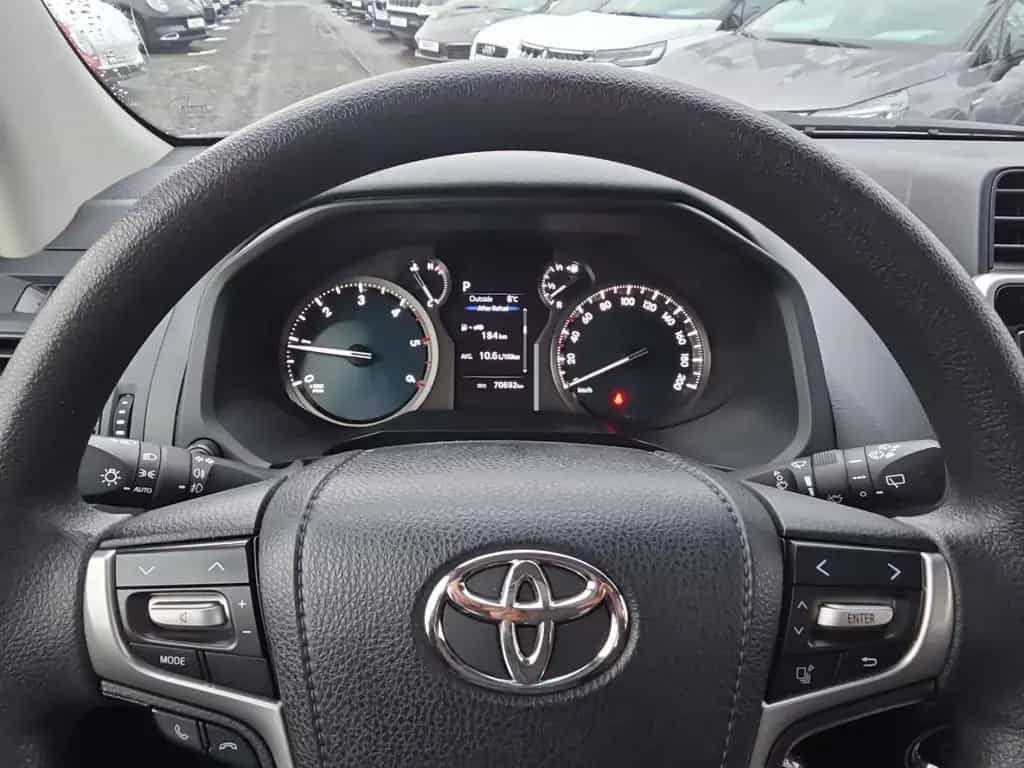 Toyota Land Cruiser Comfort 2.8 D4-D AHK Navi Kamera PD 05/2023-photo-10