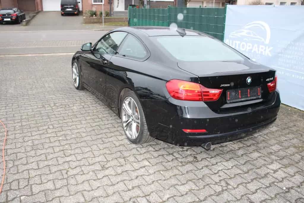 BMW 420 4 Coupe 420 i xDrive 08/2013-photo-2