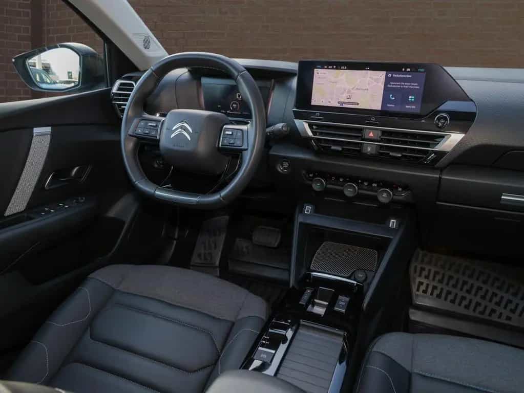 Citroën C4 1.2 PureTech 130 Shine Sitzh./ Klimaau./ PDC 10/2023-photo-9