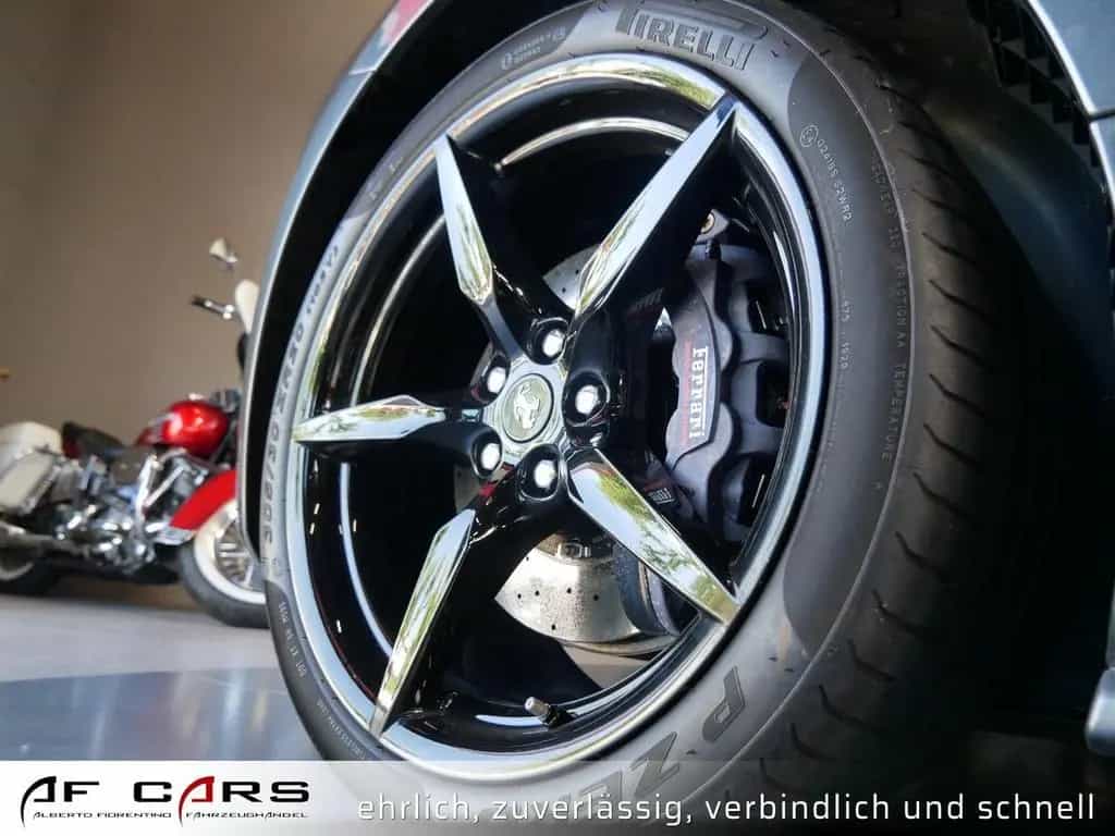 Ferrari 488 Spider Sport Abgas Kamera Carbon Lenkrad, Sc 07/2016-photo-16