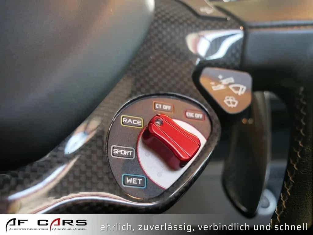 Ferrari 488 Spider Sport Abgas Kamera Carbon Lenkrad, Sc 07/2016-photo-19