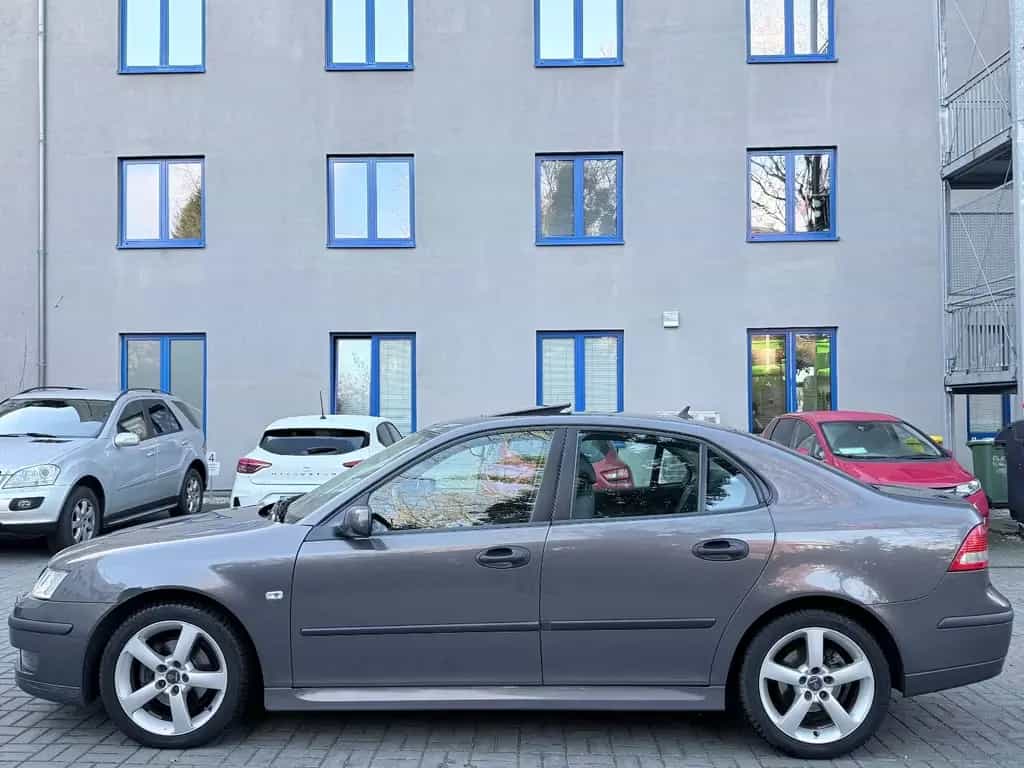 Saab 9-3 1.9 TiD*ARC*SPORT *AUTOMATIK*S-DACH*XENON* 01/2005-photo-4