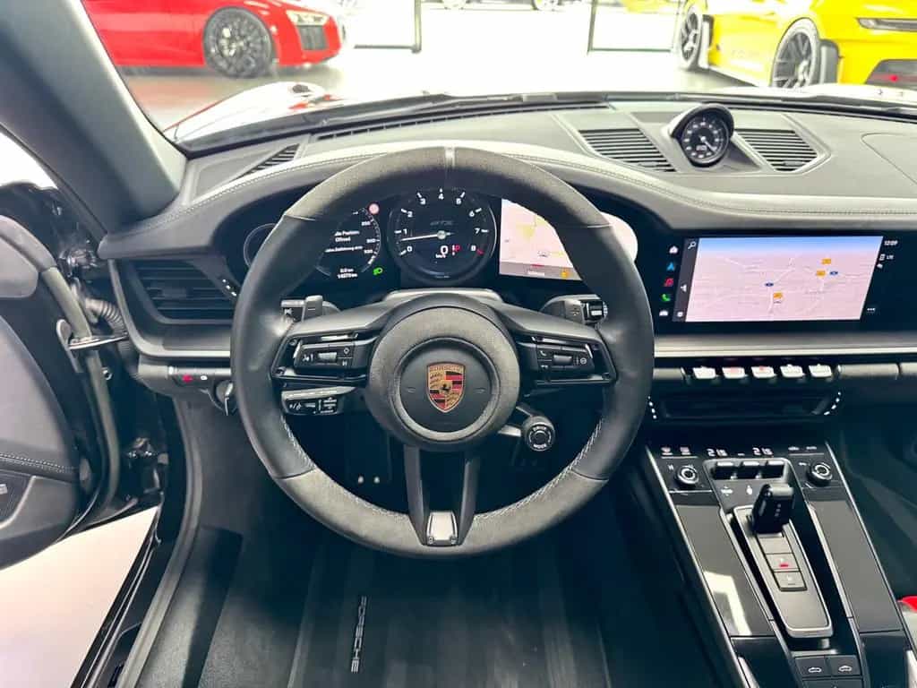 Porsche 911-992 CARRERA GTS CABRIO LIFT ACC 360° BOSE 21 03/2023-photo-2
